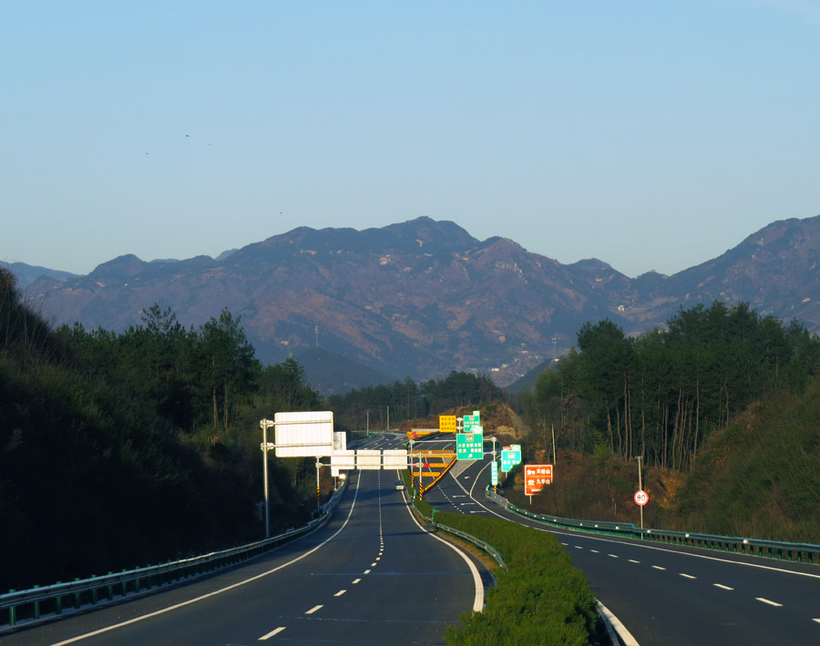 岳西至武汉高速公路