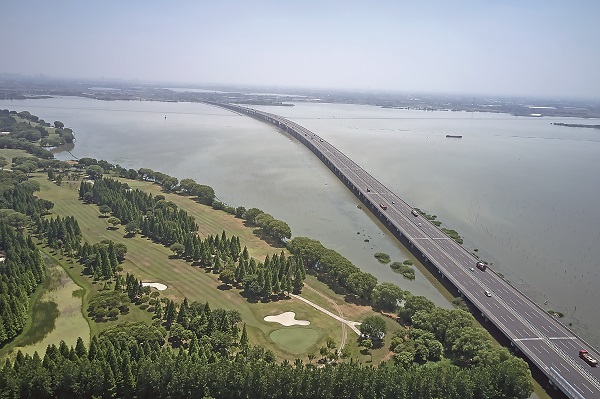 常嘉高速公路昆山至吴江段白蚬湖特大桥