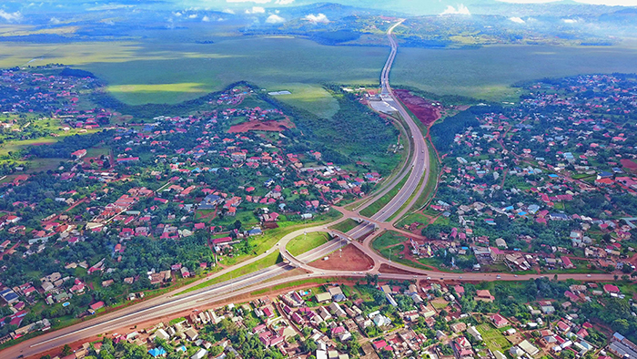 7乌干达坎帕拉至恩德培机场高速公路