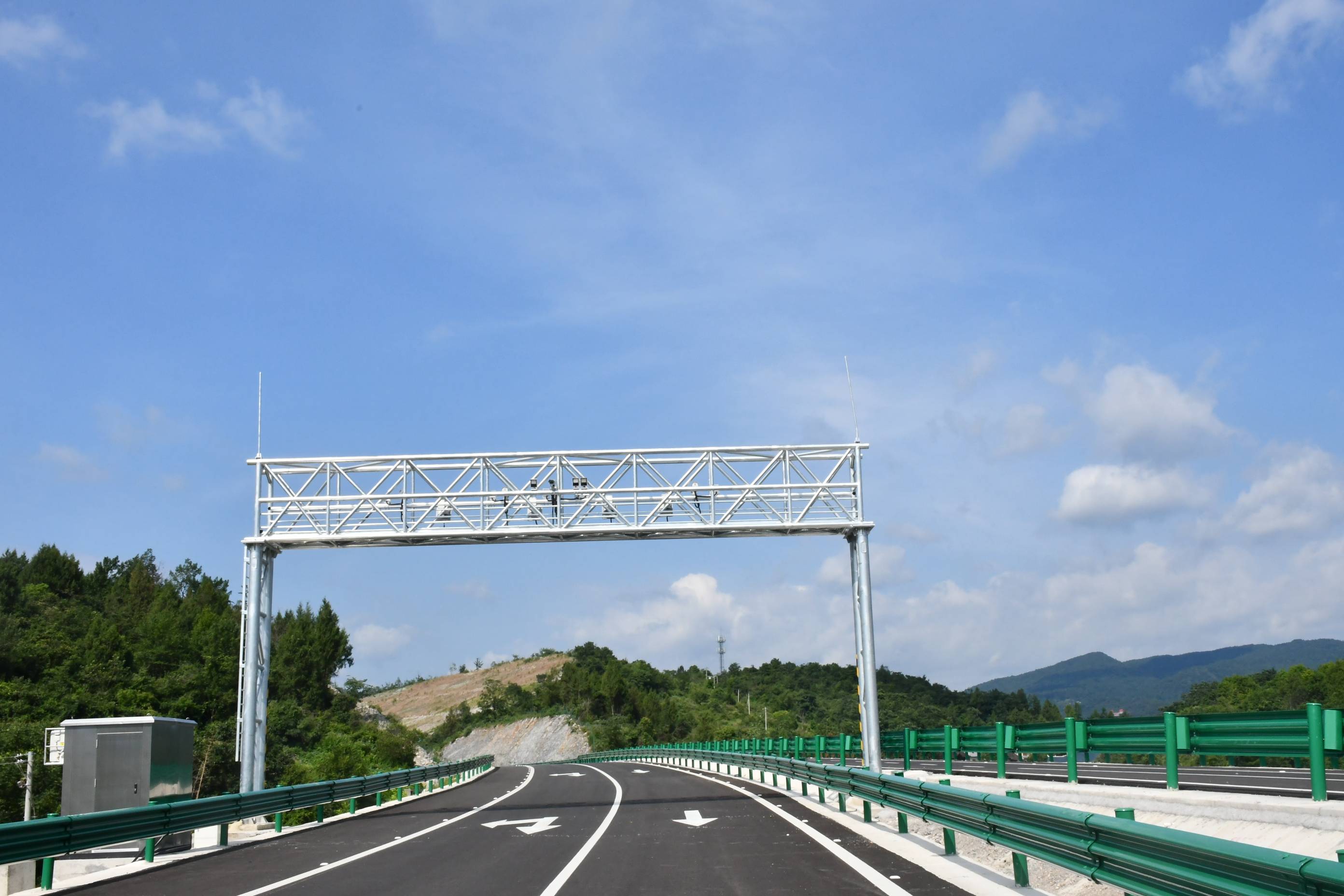 贵州德余高速2(1)