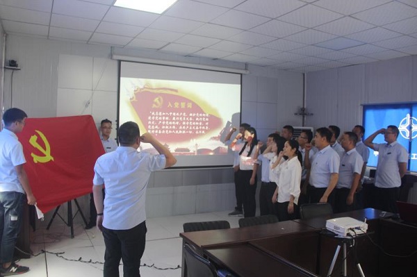 1562031353257407.jpg db9f9273043add37f69ae8f4f13baec.jpg