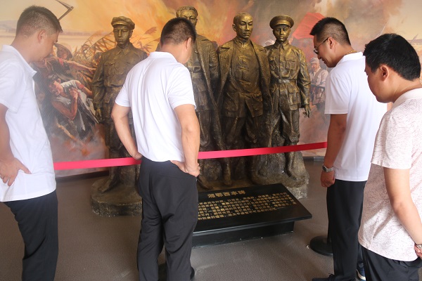 1561962066924035.jpg 4.jpg