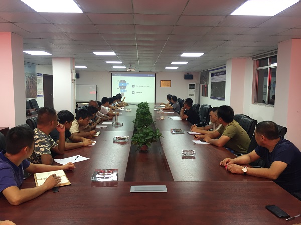 1562464268856109.jpg 2019.7.7花莞项目党支部宣贯公司2019年“先锋模范”创建交流会精神1.jpg