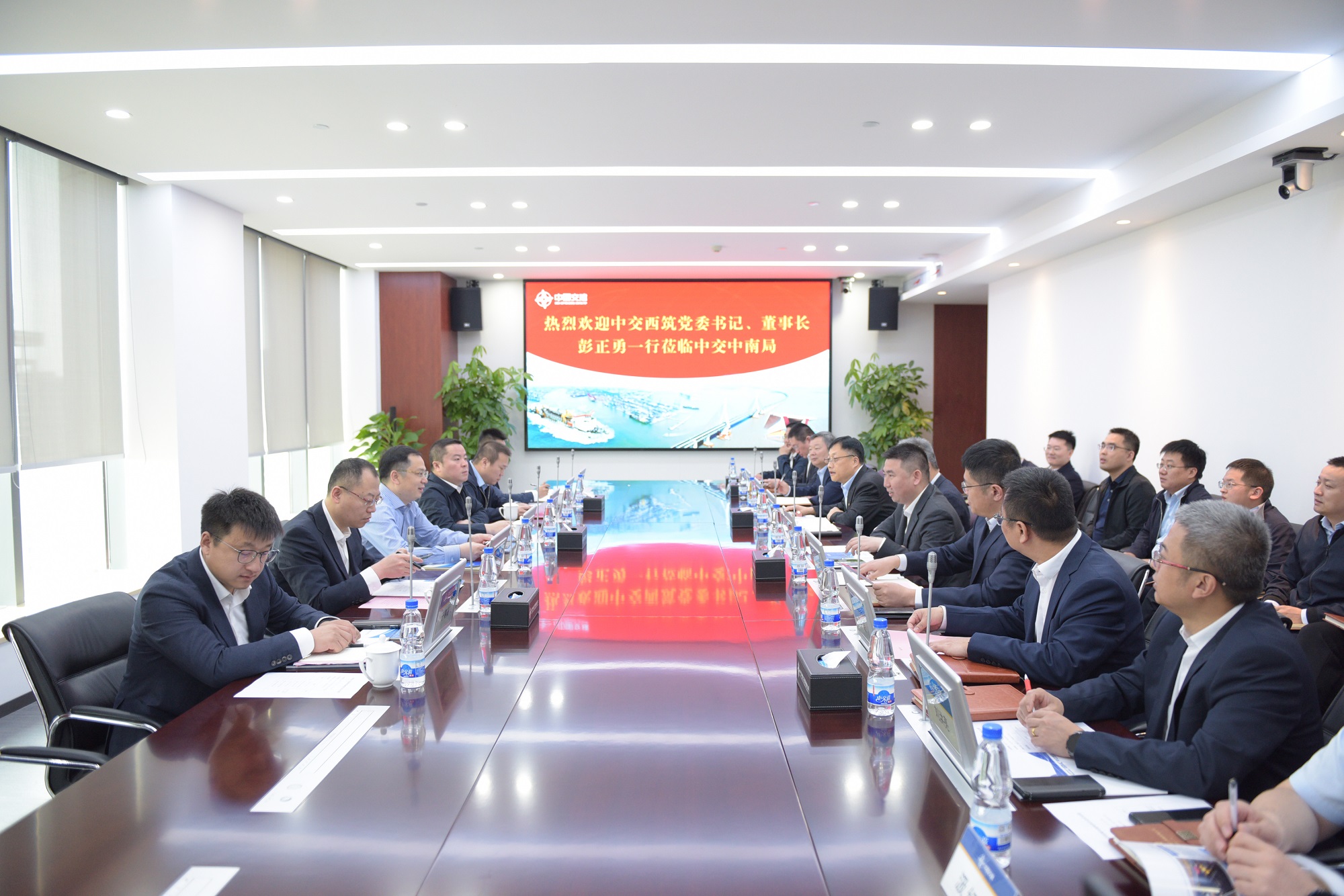 1684116203856935.jpg 06efd1ab0bc66c2041467f8a8cfd429.jpg