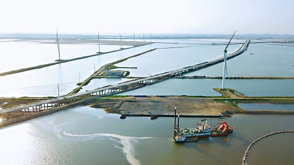 1593070037747643.jpg 鲁北化工特大桥左幅贯通 - 副本.jpg