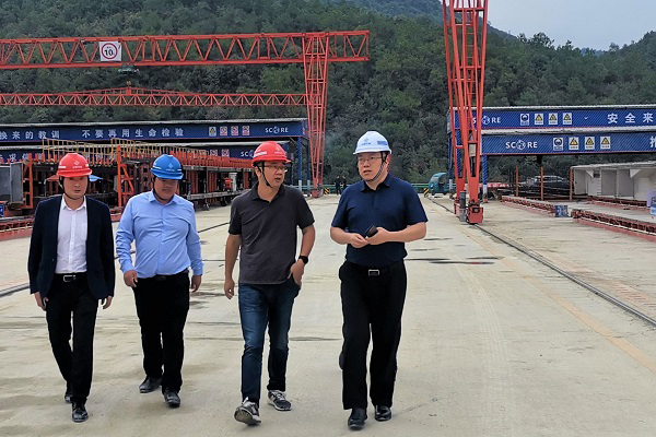 1603777812889596.jpg 任祥瑞赴临金项目检查指导工作_副本.jpg