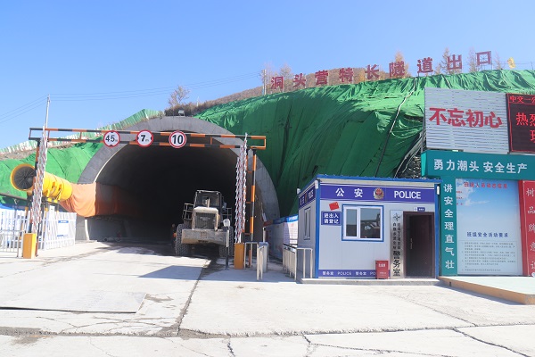 1590062708522691.jpg 洞口.JPG