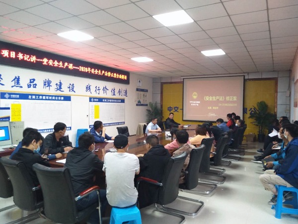 1591493143711532.jpg 4f9b93212c3a2ead44211b78d34d57a.jpg