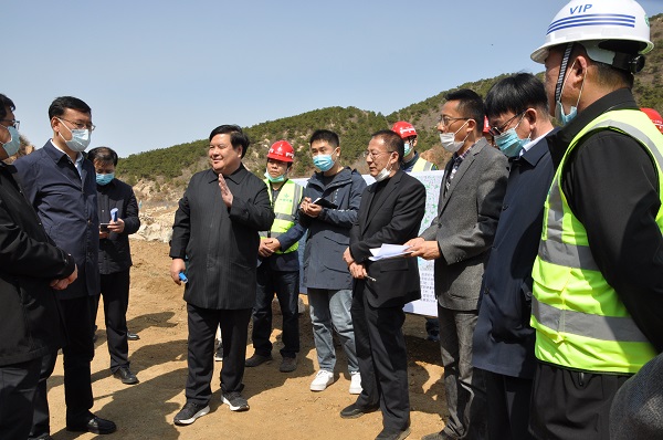 1586269226689554.jpg 秦皇岛市长-1.JPG