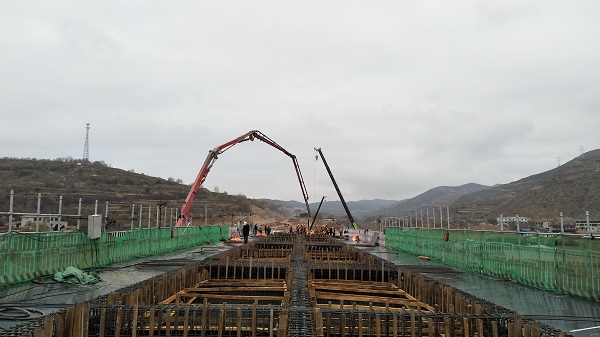 1587204571765071.jpg e209da04aff21c580dd37c360579d91.jpg