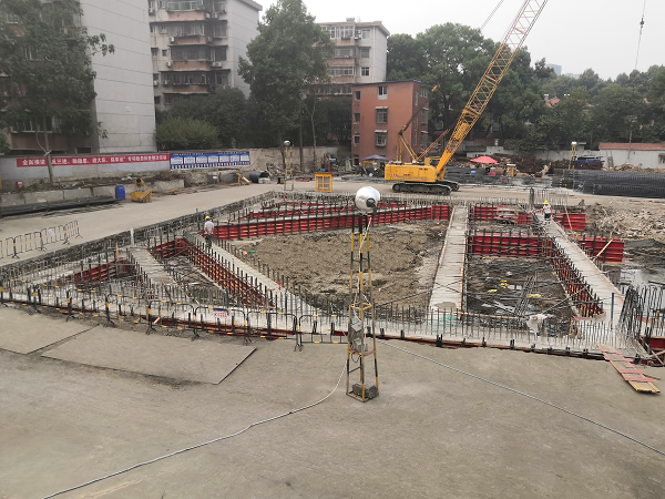 1566557827946006.png 冠梁施工 - 副本.png