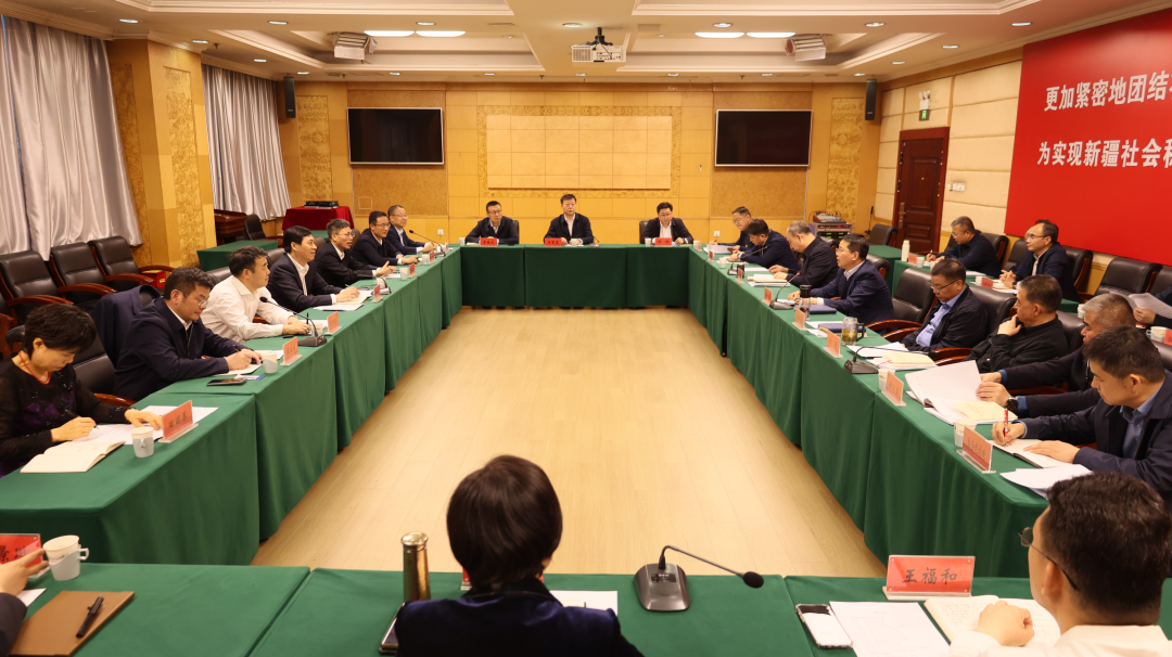 公司主要领导在新疆开展系列商务活动
