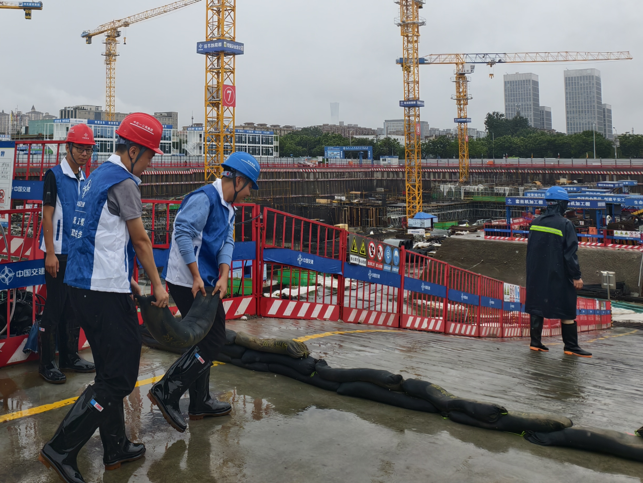 7105acd922a7bc7d8453e6b3a3bb8e95