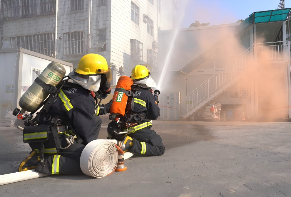 20251209深圳大鹏消防演练2 20251209深圳大鹏消防演练2
