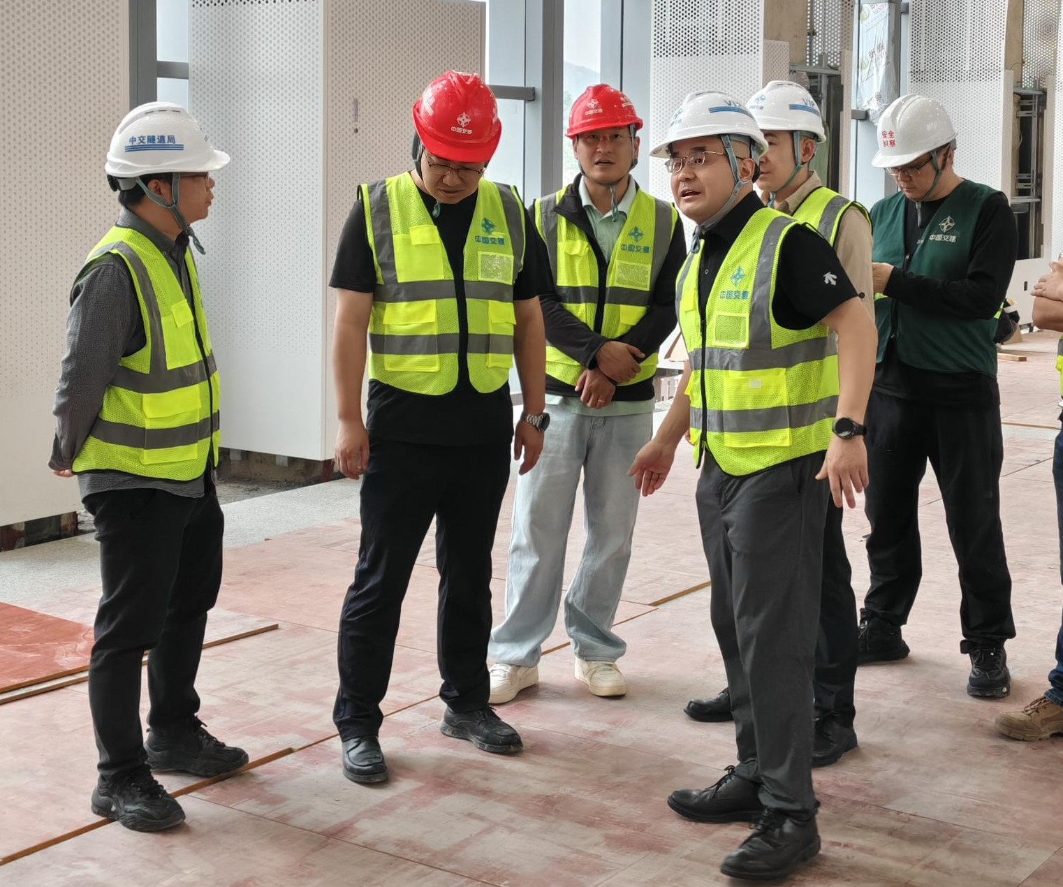 ce95e92f2f719ec470e82c88de37dc55_compress