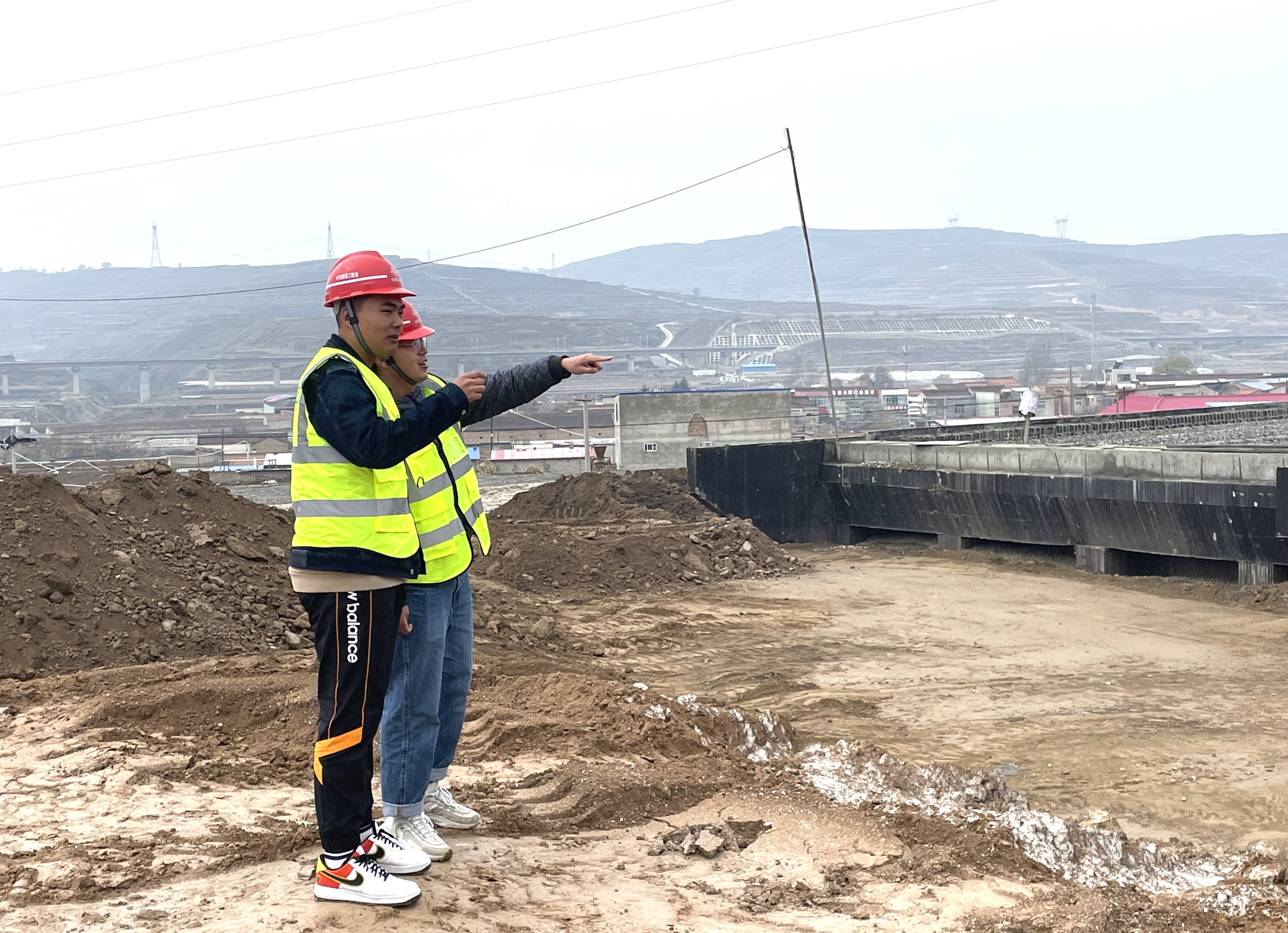 王博岩工作照片1