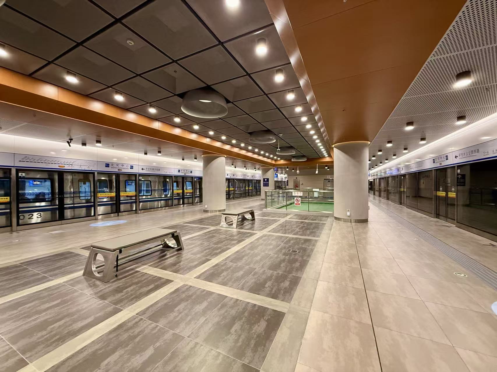 11号线文化中心站通信、安防运维现场