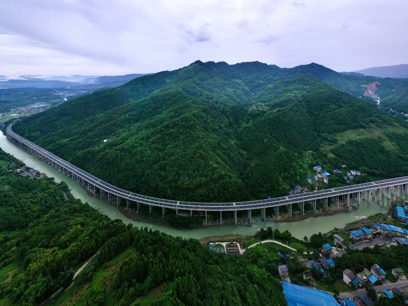 温泉特大桥