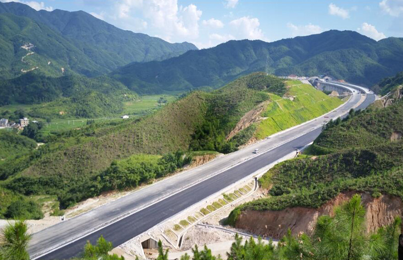 南昌至宁都高速公路冈上至宁都段D5合同段