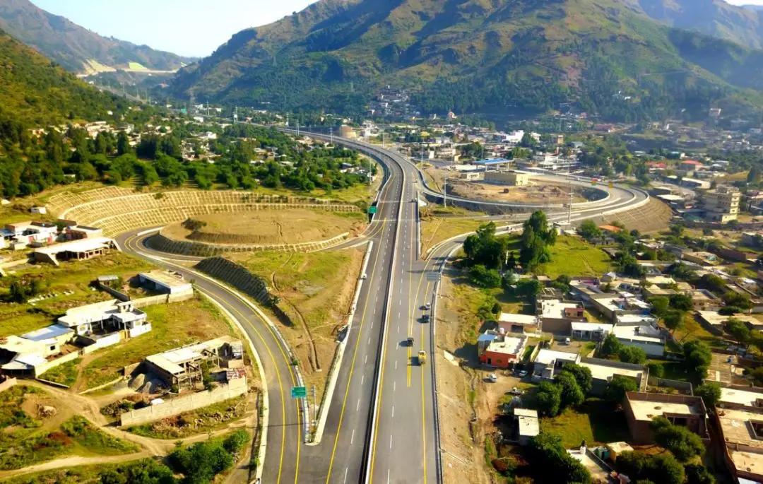 喀喇昆仑公路二期(赫韦利扬至曼塞赫拉段)高速公路